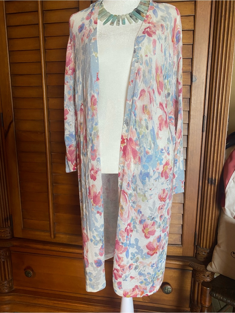 J. Jill Floral Open-Front Long Kimono Robe in Pink and Blue